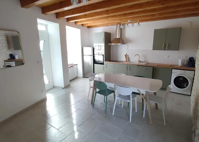 La Taniere Des Trois Ogres, A 10min Du Futuroscope * Beaumont (Vienne)