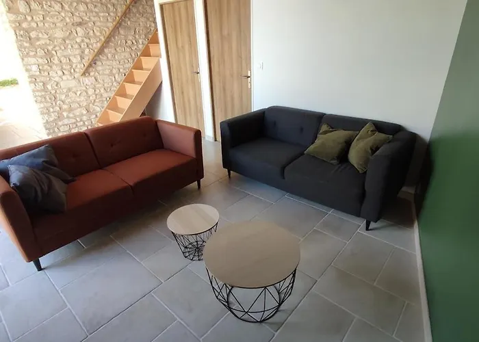 La Taniere Des Trois Ogres, A 10min Du Futuroscope