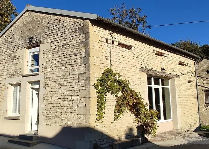 La Taniere Des Trois Ogres, A 10min Du Futuroscope *